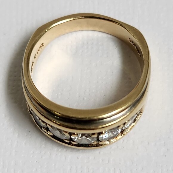 [SOLD] Vid Clip 9.38g 14k SOLID Gold Diamond Channel Set Ring Signed Sz 8 - Picture 3 of 13